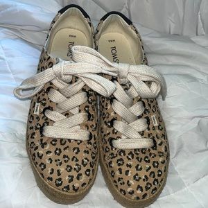 Toms Cheetah print shoes